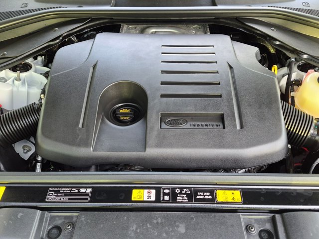 Used 2025 Land Rover Range Rover Sport SE AWD/4WD image 23