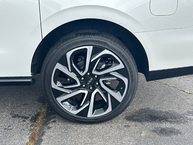 New 2026 Lincoln Navigator L Reserve AWD/4WD image 19