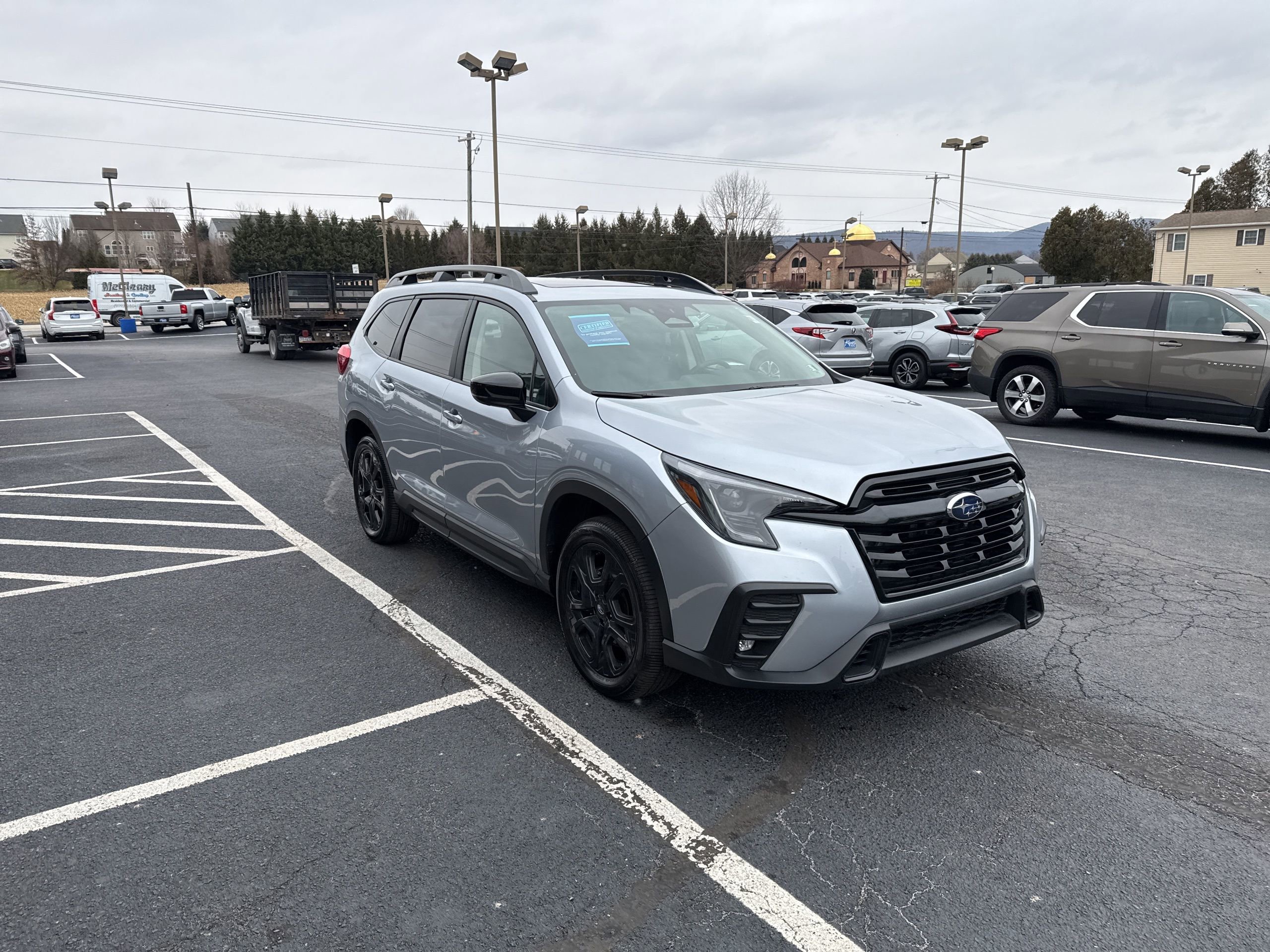 Used 2025 Subaru Ascent Bronze Edition image 8