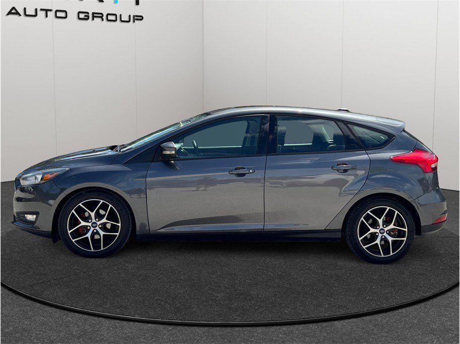 Used 2017 Ford Focus SEL FWD image 5