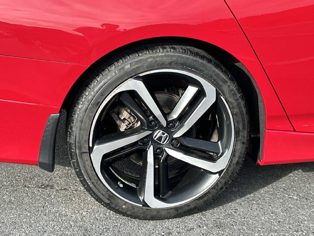Used 2019 Honda Accord Sport image 8
