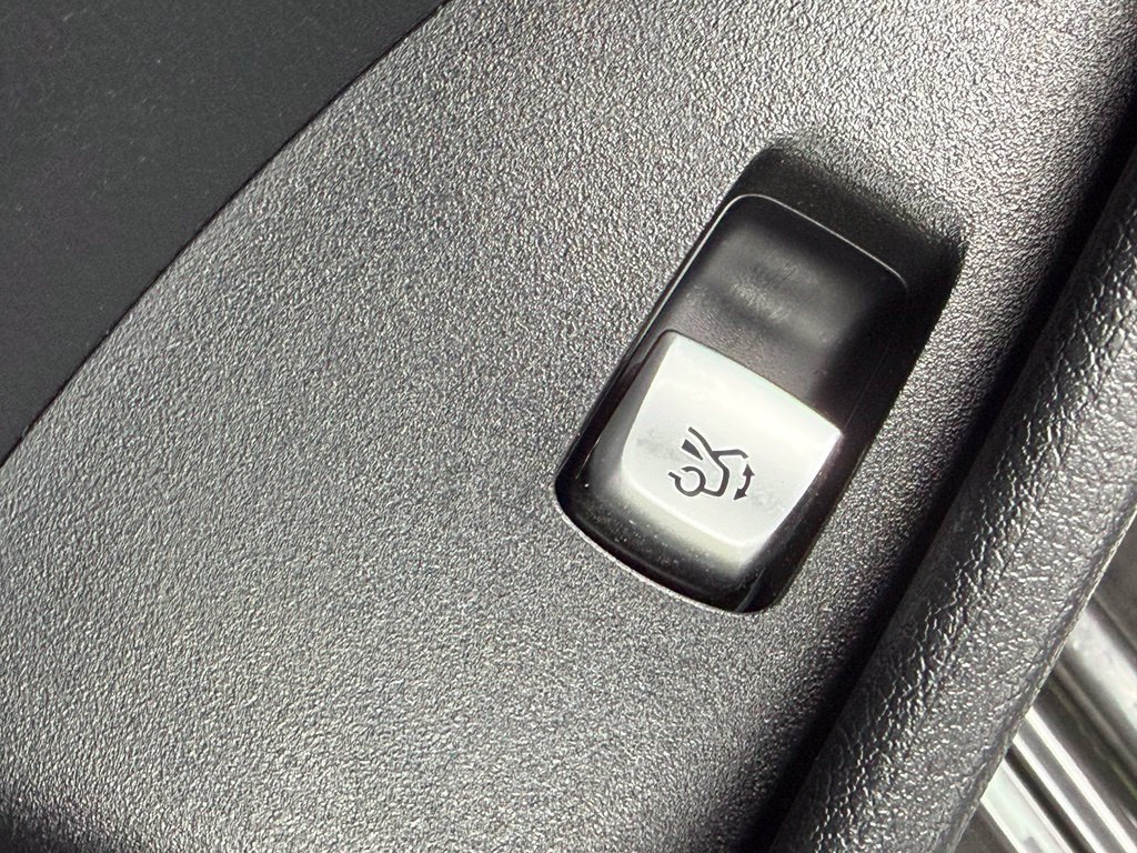 Used 2022 Mercedes-Benz E 53 AMG 4MATIC Coupe image 38