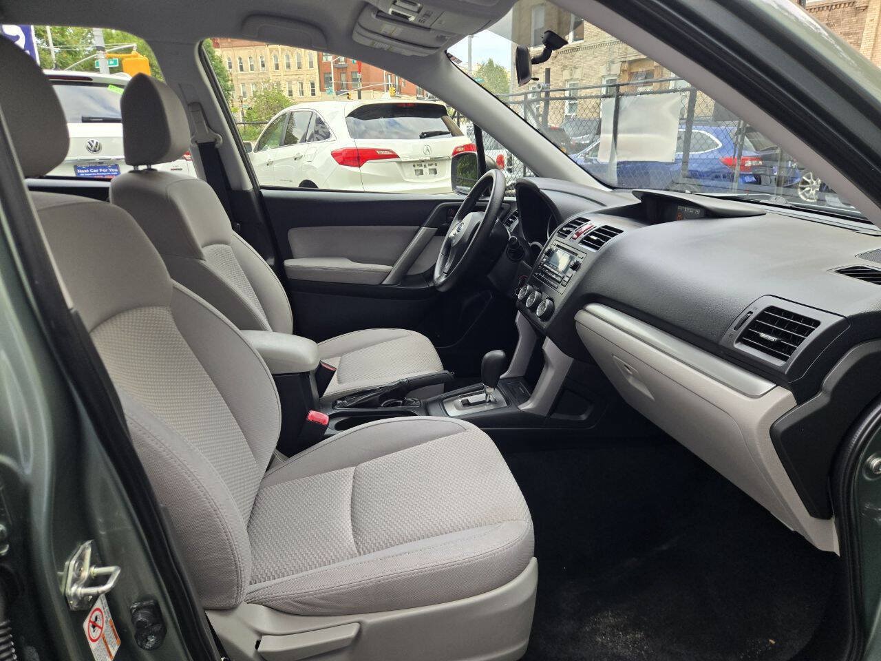 Used 2015 Subaru Forester 2.5i w/ Alloy Wheel Package AWD/4WD image 12