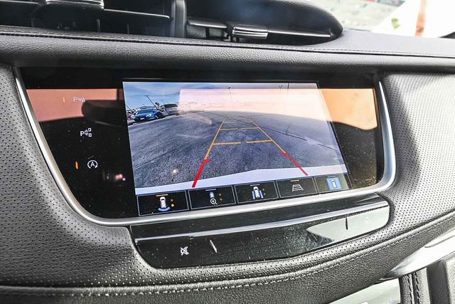 Used 2022 Cadillac XT5 Premium Luxury w/ Technology Package image 24