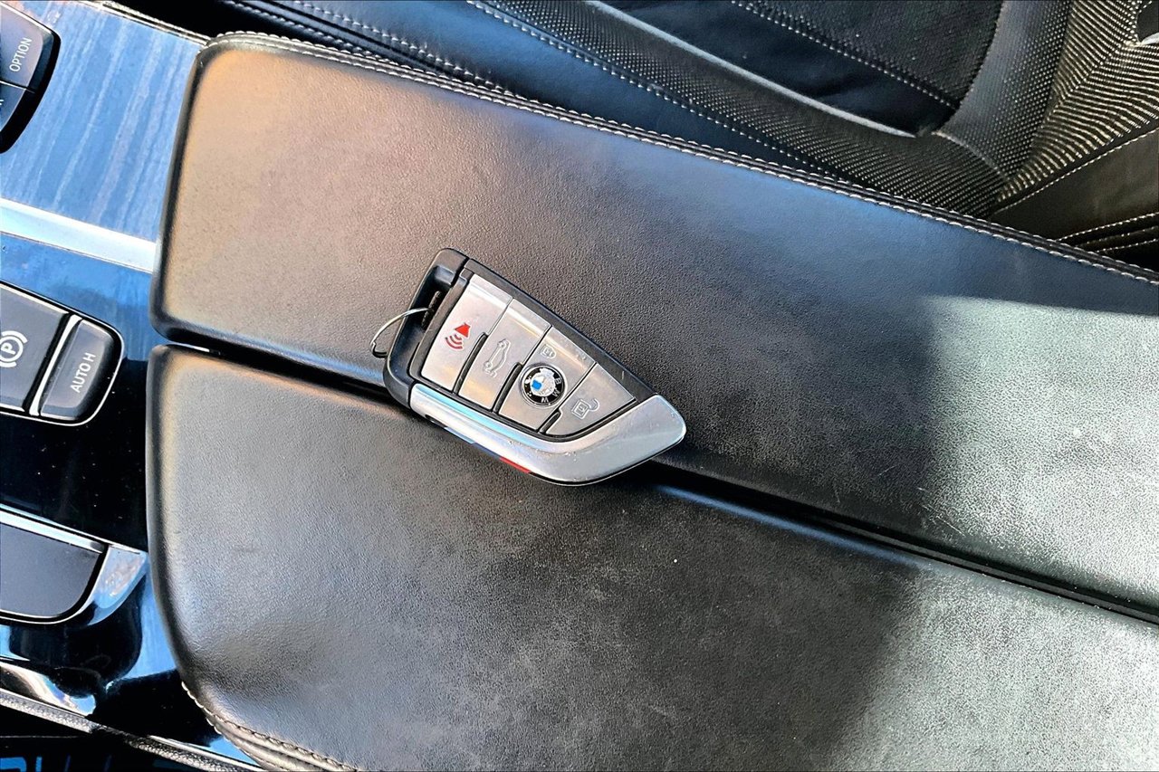 Used 2018 BMW 540i image 35