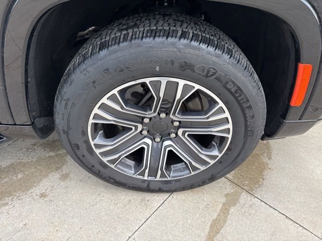 Used 2024 Jeep Wagoneer L Series II w/ Flexible Seating Group image 9