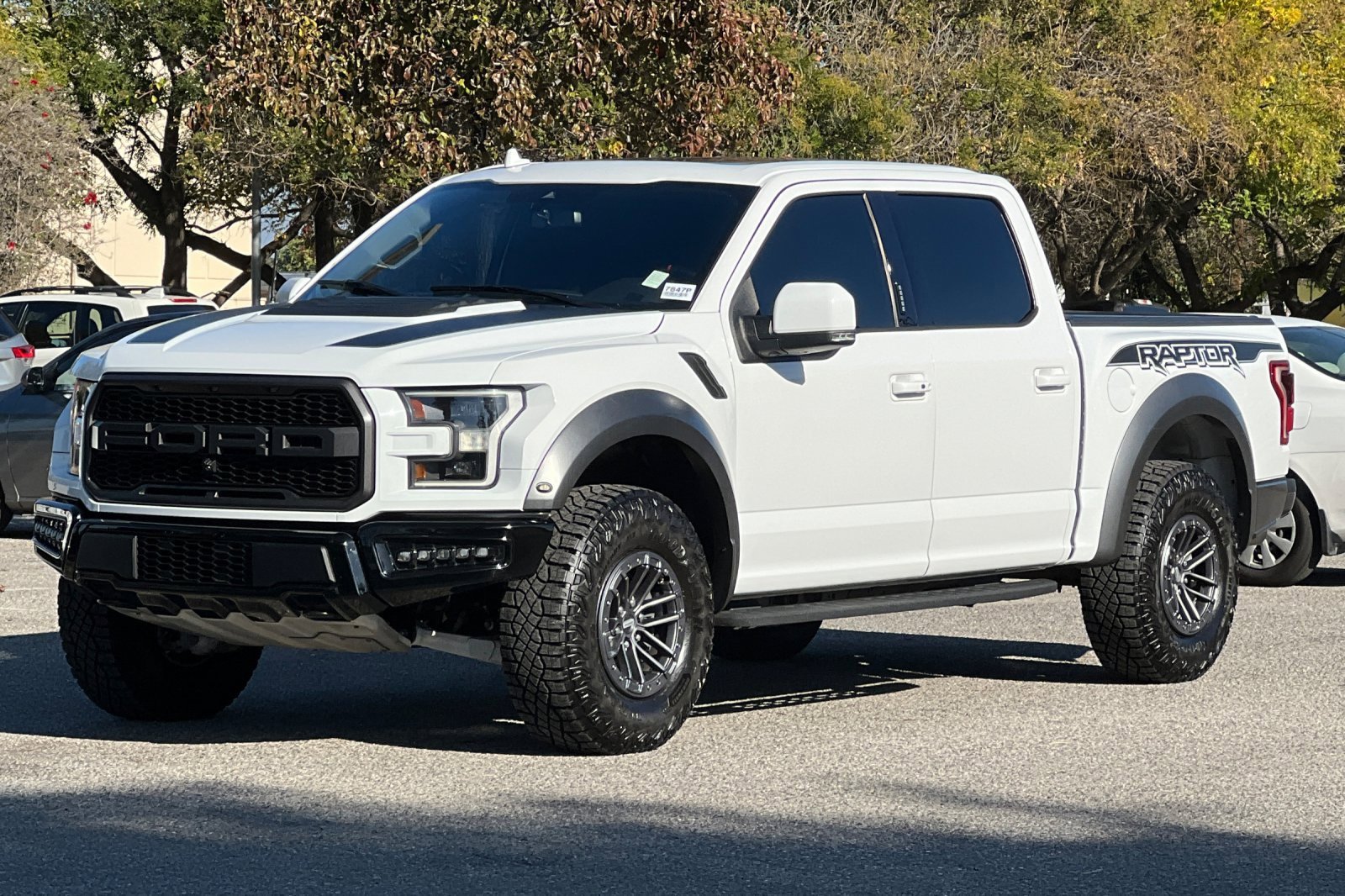 Used 2019 Ford F150 Raptor w/ Equipment Group 802A Luxury image 8