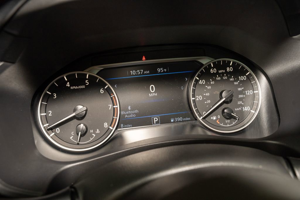 New 2025 Nissan Altima 2.5 SR image 8