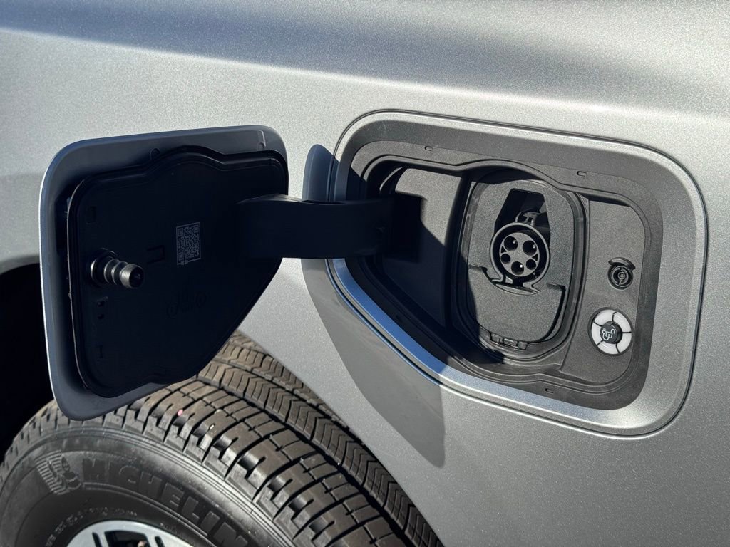 Used 2023 Ford F150 Lightning XLT image 23