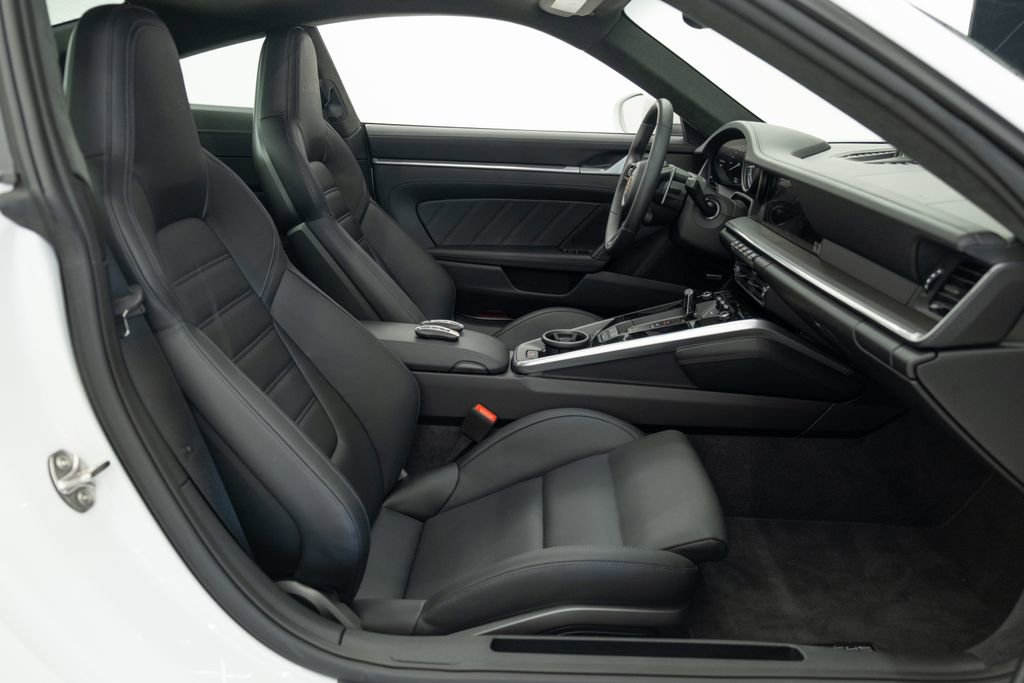 Used 2025 Porsche 911 Turbo S image 28