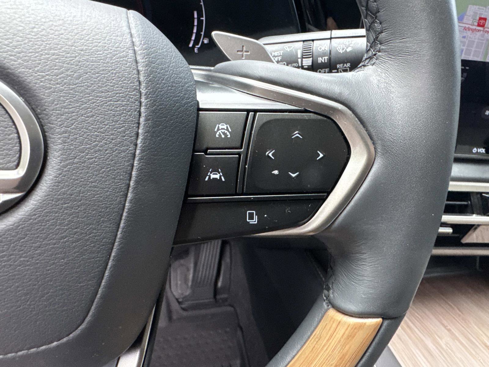 Used 2024 Lexus RX 350 Premium Plus w/ Convenience Package FWD image 30