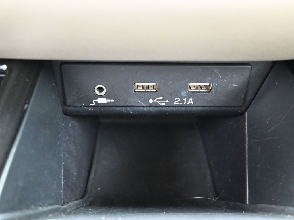 Used 2020 Subaru Outback Premium image 23