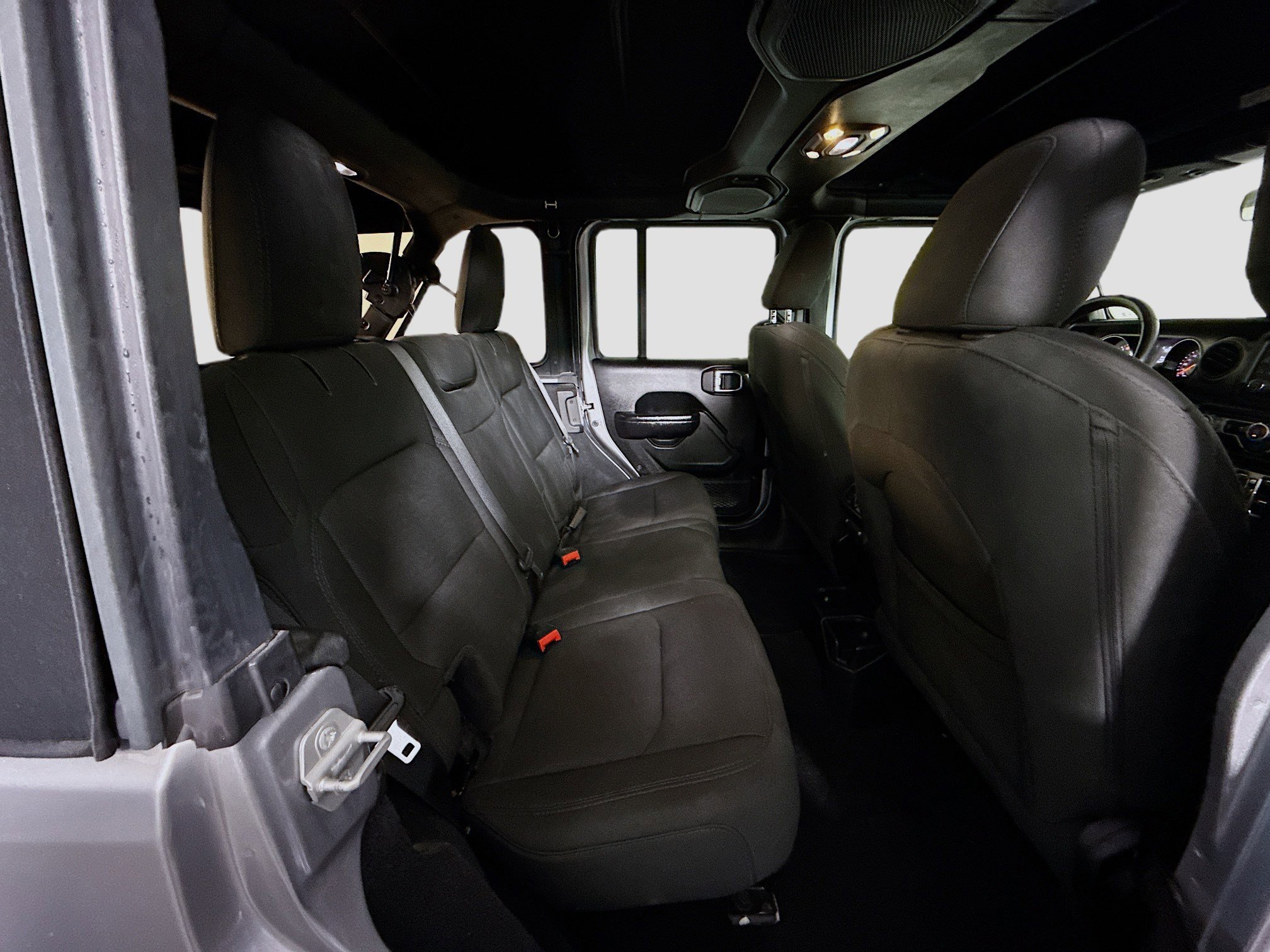 Used 2020 Jeep Wrangler Unlimited Sport S image 27