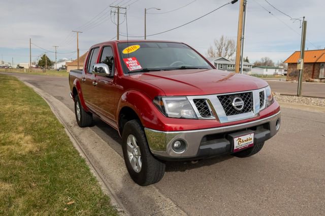 Used 2010 Nissan Frontier SE w/ Moonroof Pkg image 3