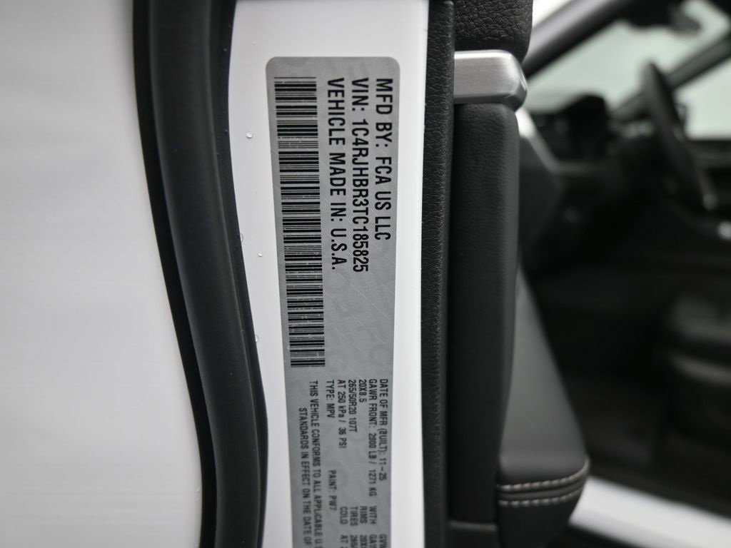 New 2026 Jeep Grand Cherokee Limited image 18