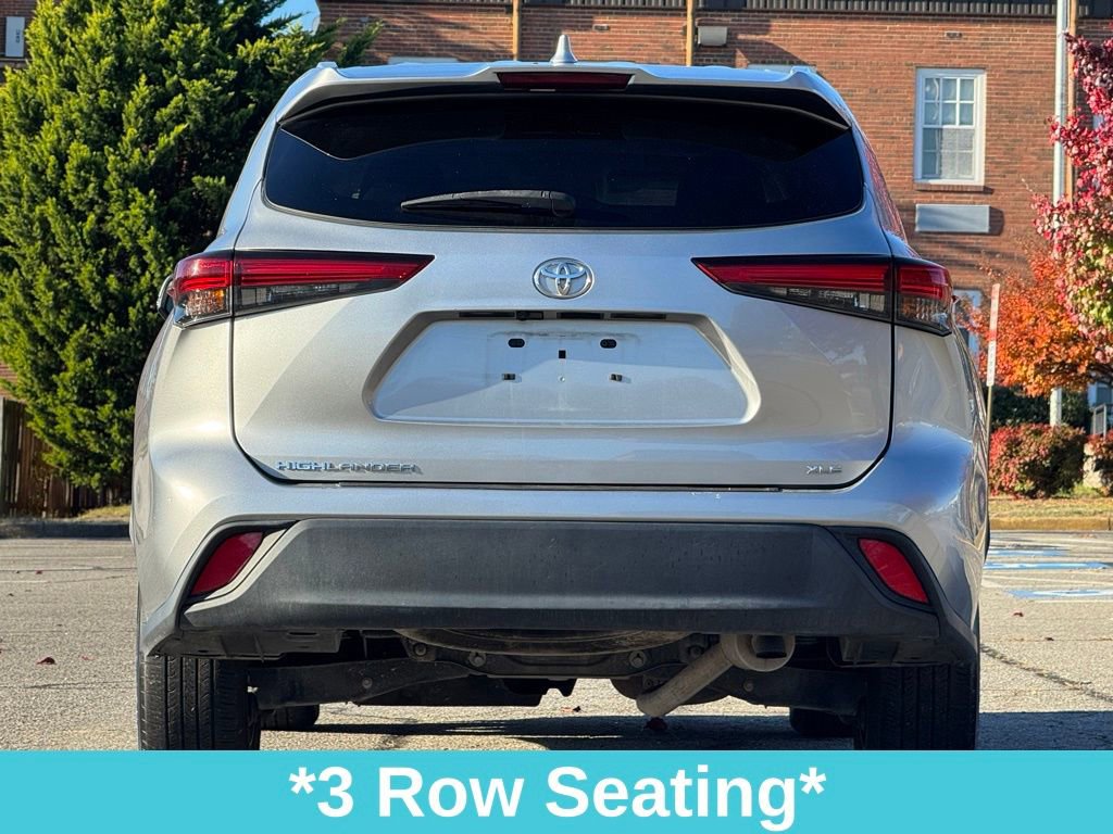 Used 2022 Toyota Highlander XLE image 7