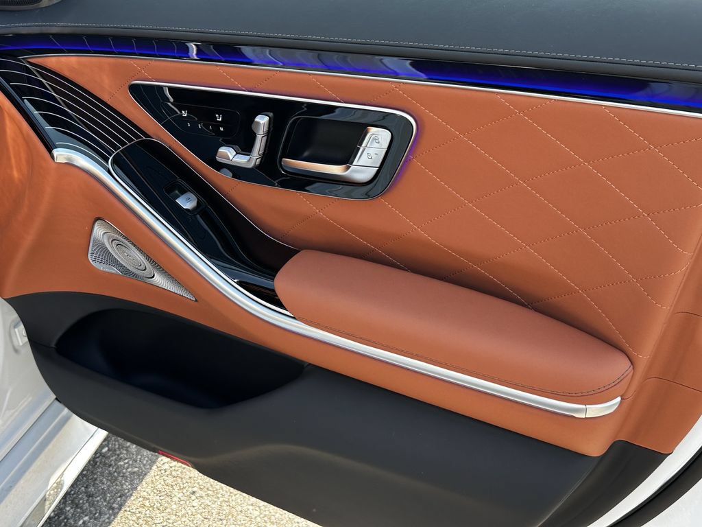 New 2026 Mercedes-Benz S 580 4MATIC Sedan image 16