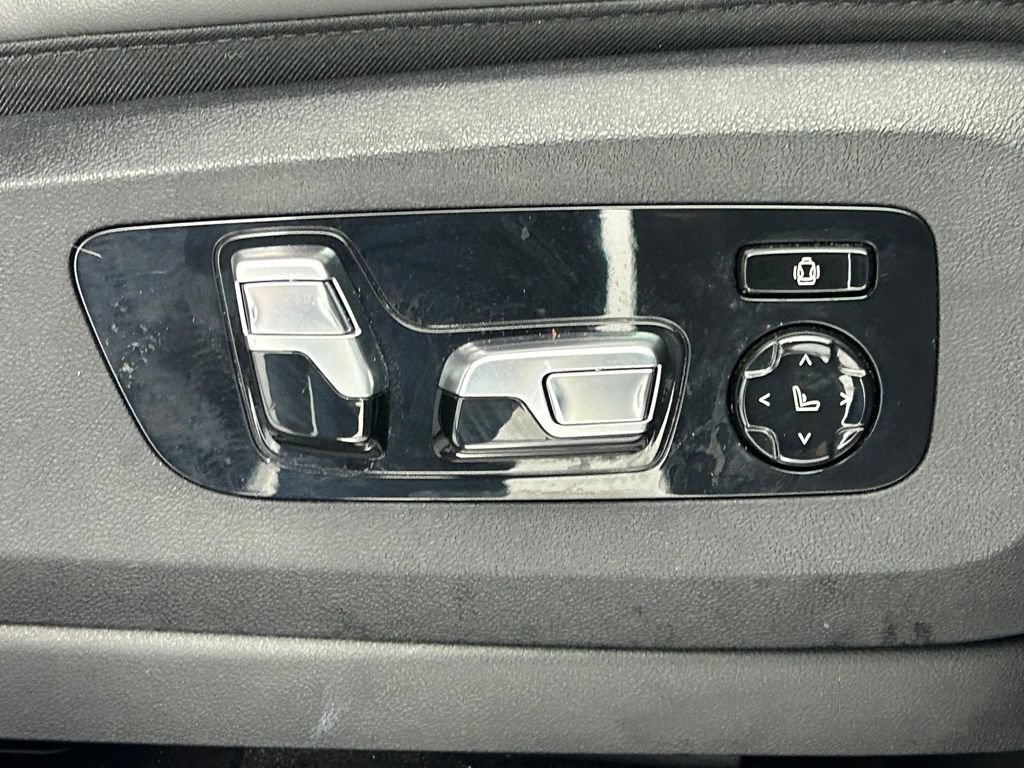 Used 2024 BMW X5 xDrive40i AWD/4WD image 11