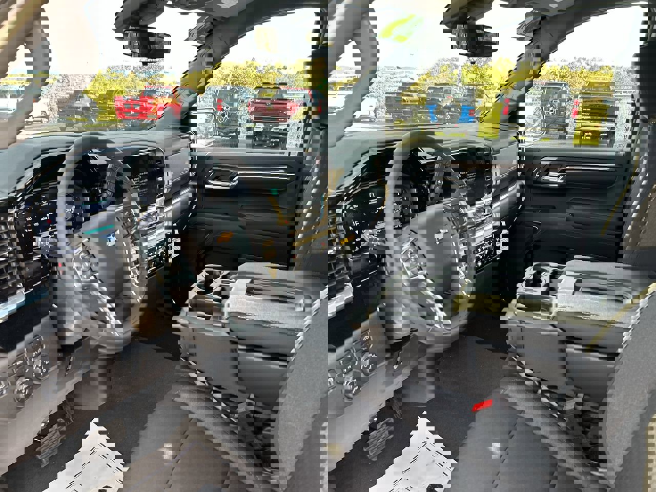 New 2026 Chevrolet Silverado 1500 LT w/ LPO, Dark Essentials Package image 25