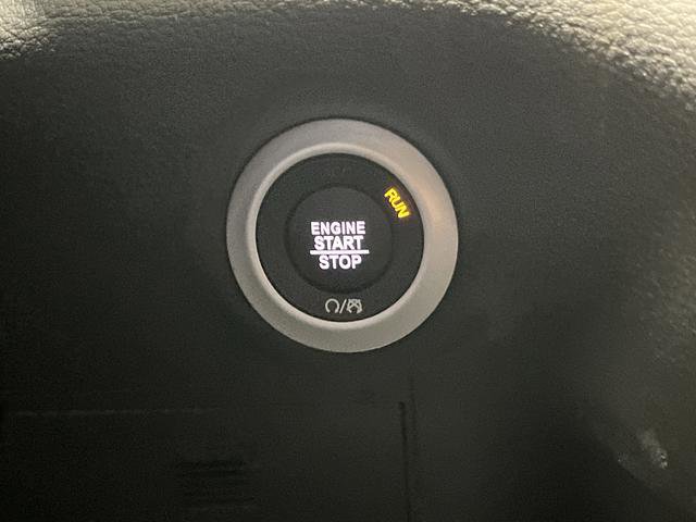 New 2026 Chrysler Pacifica Select image 21