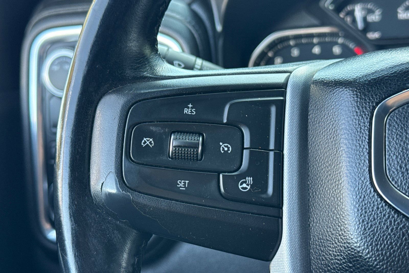 Used 2021 GMC Sierra 1500 SLT image 34
