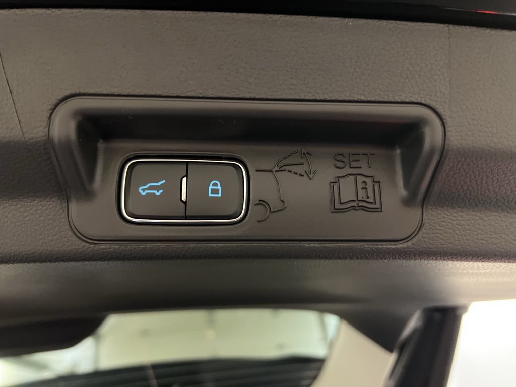 New 2026 Ford Explorer Active w/ Active Comfort Package AWD/4WD image 36