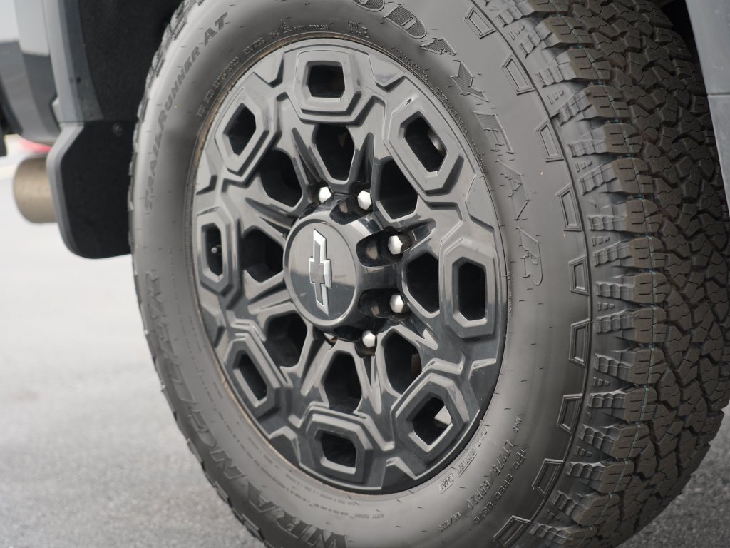 Certified 2024 Chevrolet Silverado 3500 High Country w/ High Country Premium Package AWD/4WD image 32