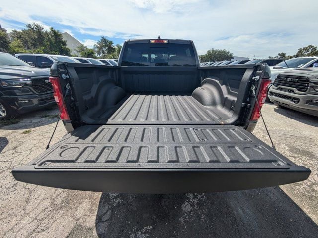 New 2026 RAM 1500 Laramie AWD/4WD image 11