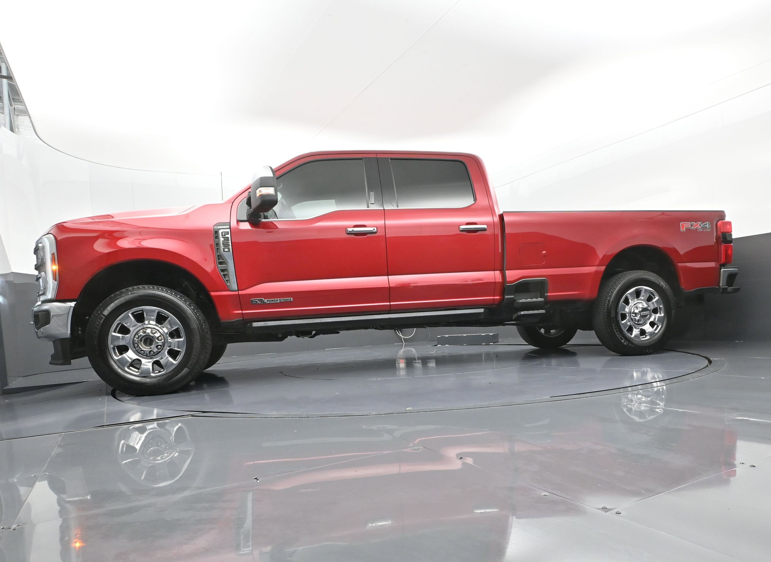 Used 2024 Ford F350 Lariat w/ Lariat Ultimate Package image 30