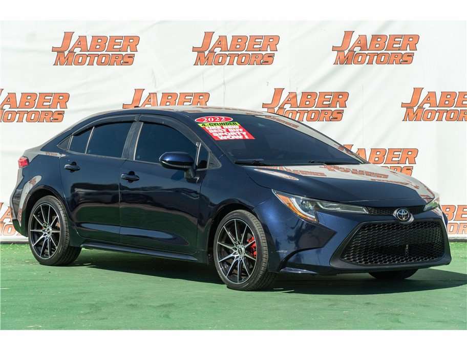 Used 2022 Toyota Corolla LE FWD image 1