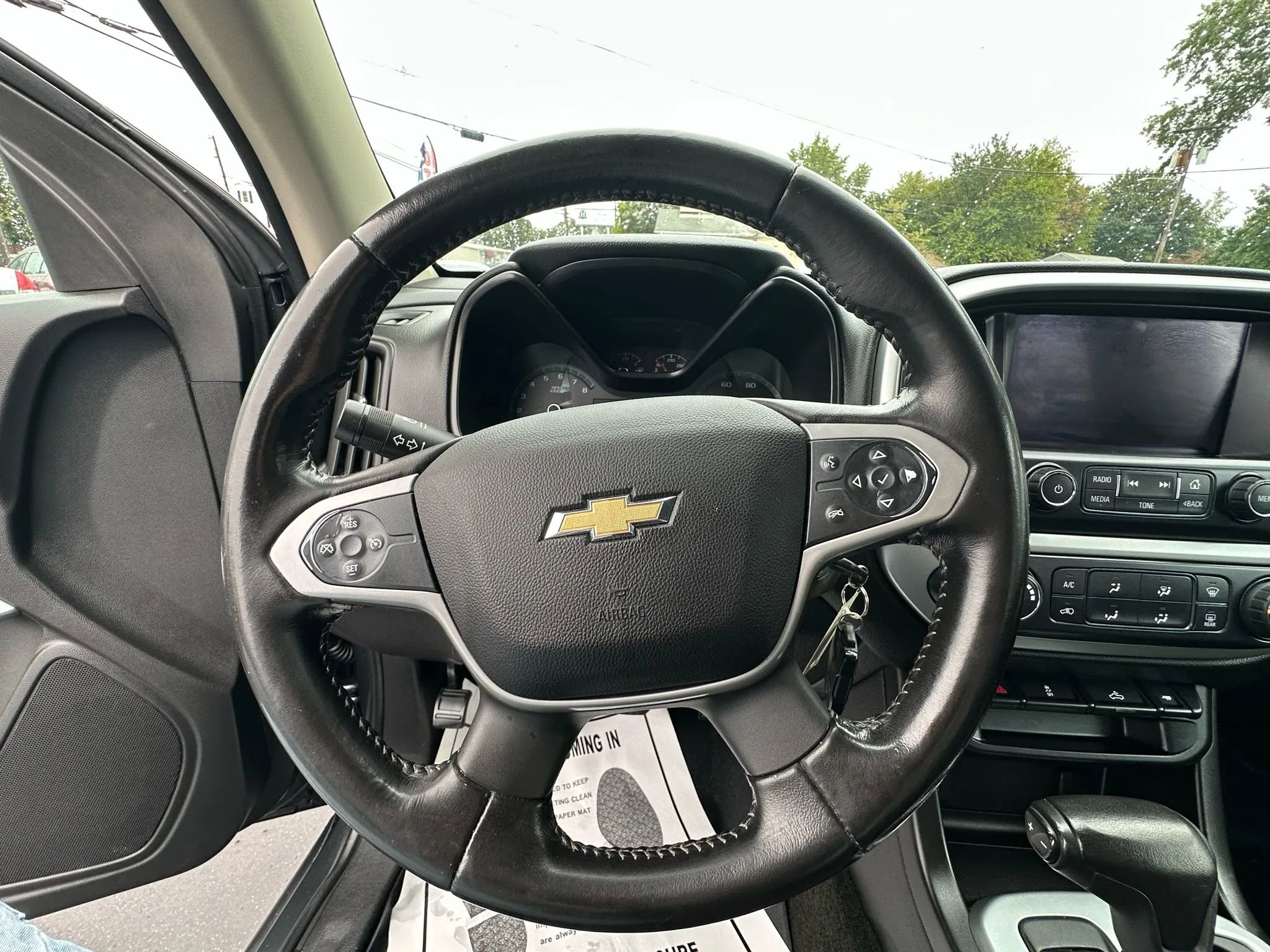 Used 2016 Chevrolet Colorado LT w/ LT Convenience Package image 14