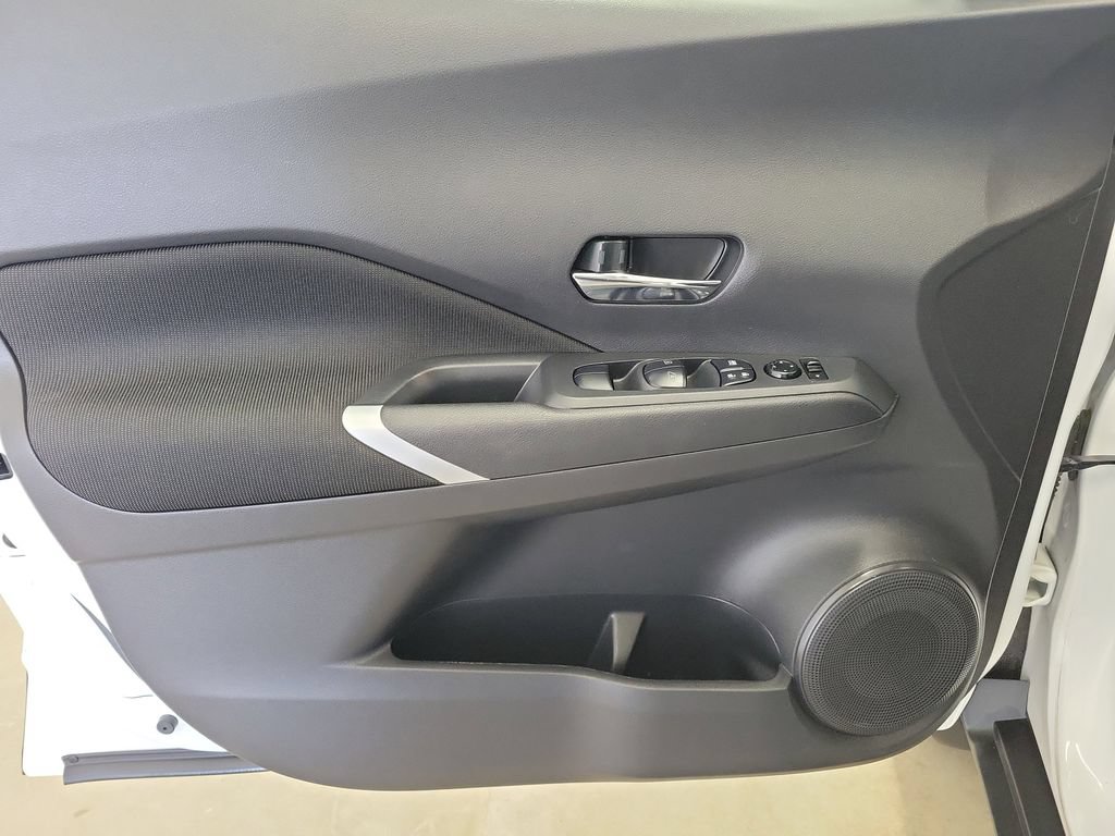 Used 2023 Nissan Kicks SV FWD image 19