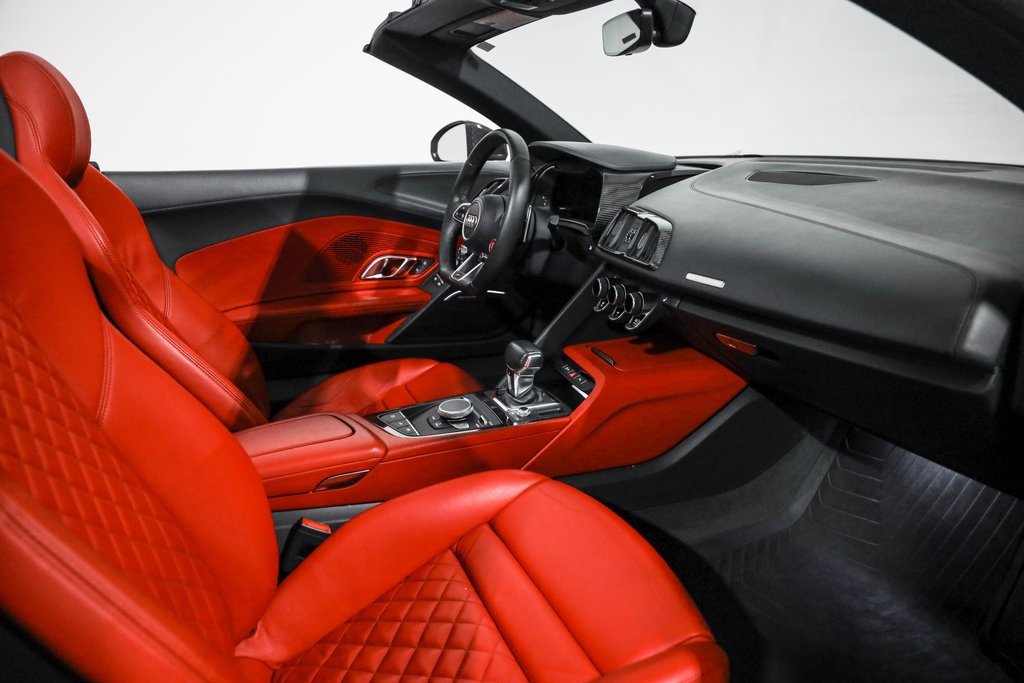 Used 2018 Audi R8 V10 plus image 29