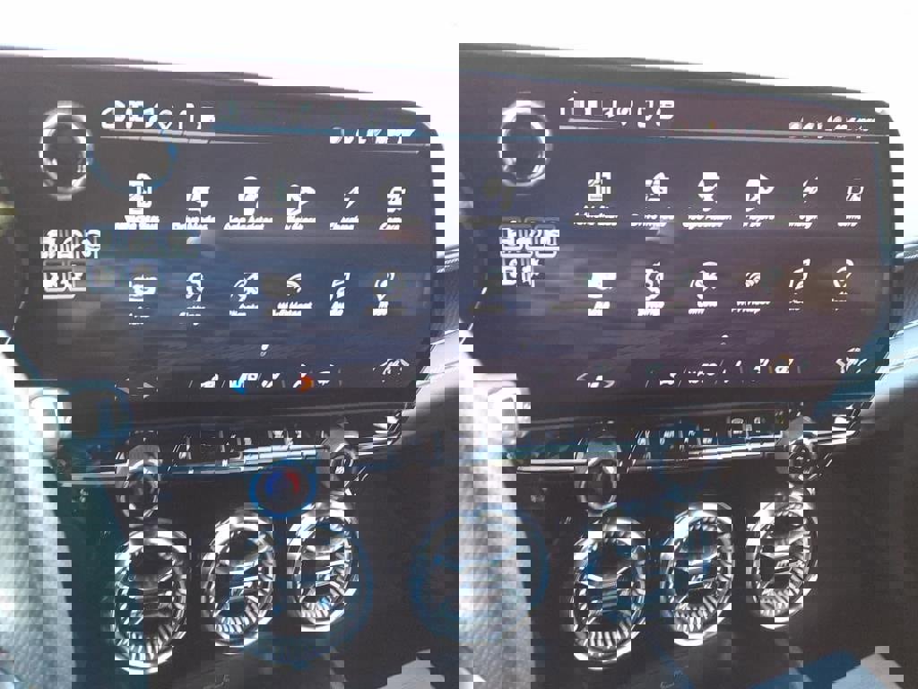 New 2025 Chevrolet Blazer EV LT image 19