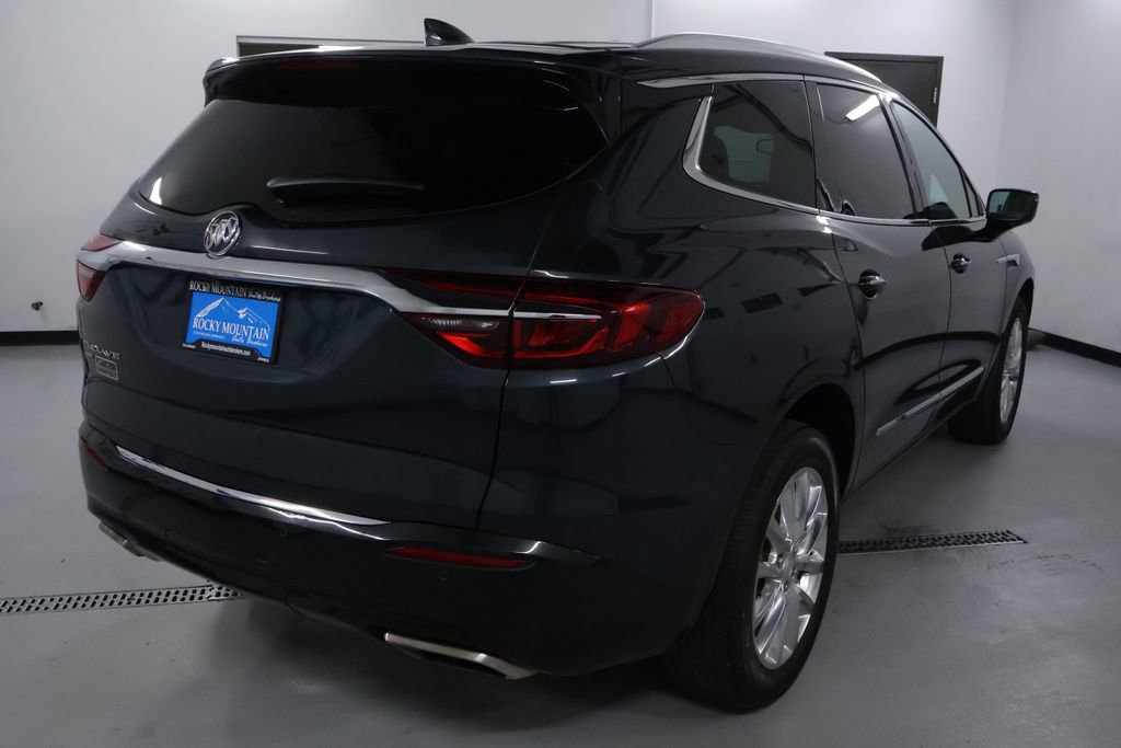 Used 2020 Buick Enclave Premium w/ Sun and Sites Package image 7