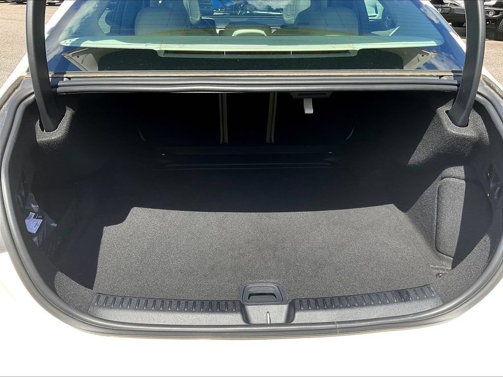Used 2026 Mercedes-Benz E 350 Sedan image 35