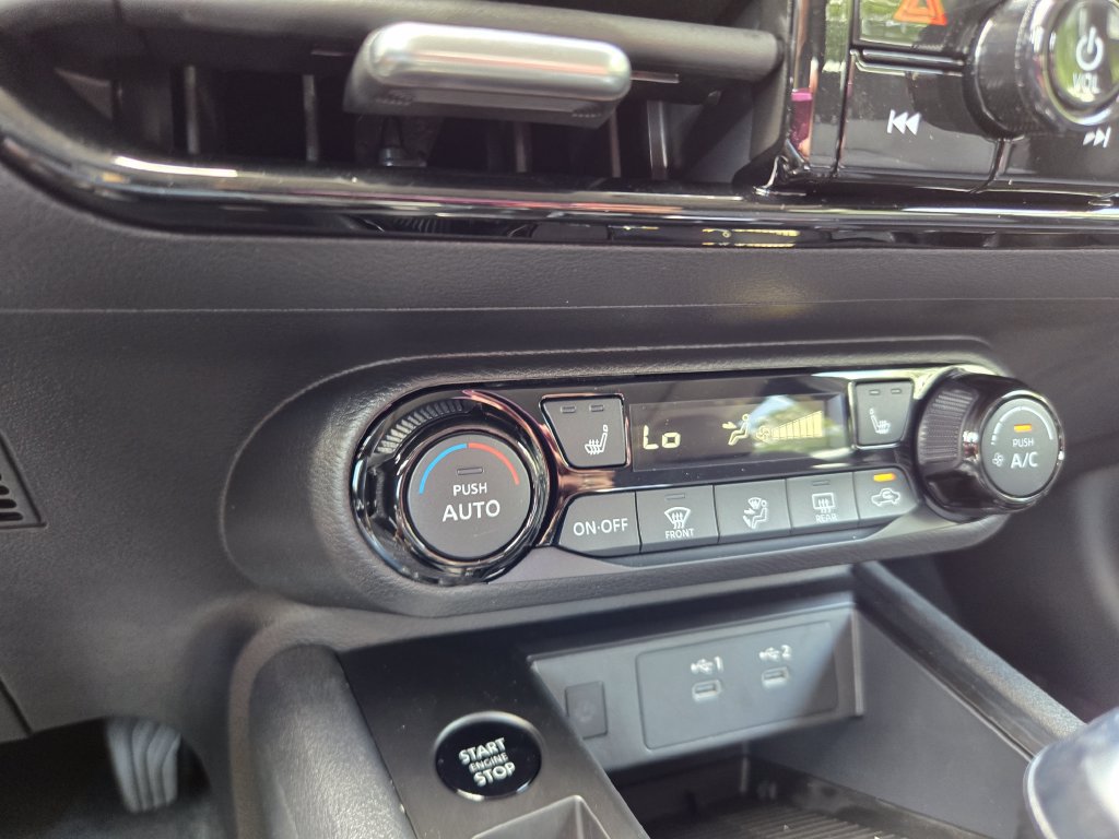 New 2026 Nissan Kicks SV w/ SV Premium Package FWD image 17