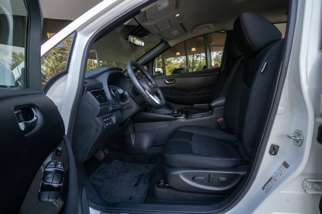 Used 2024 Nissan Leaf SV Plus FWD image 8