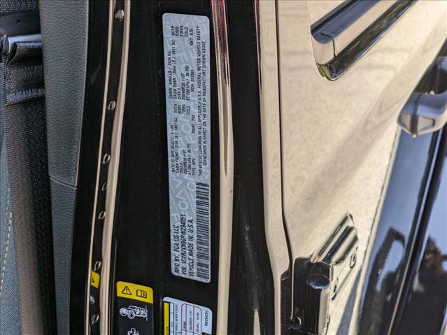 Used 2024 Jeep Wrangler Sport S w/ LED Headlamp & Fog Lamp Group image 18