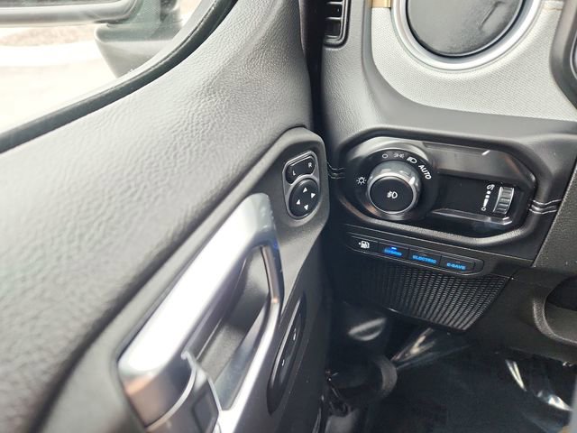 Used 2025 Jeep Wrangler Sahara 4xe w/ Safety Group image 36