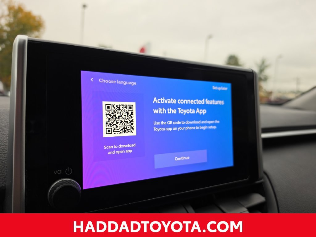 Certified 2025 Toyota RAV4 LE AWD/4WD image 18
