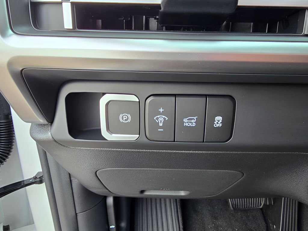 Used 2026 Hyundai Santa Fe SE image 18