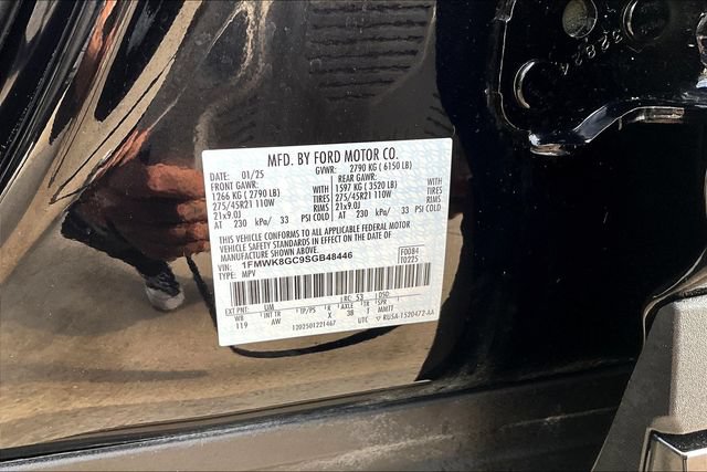 Used 2025 Ford Explorer ST AWD/4WD image 19