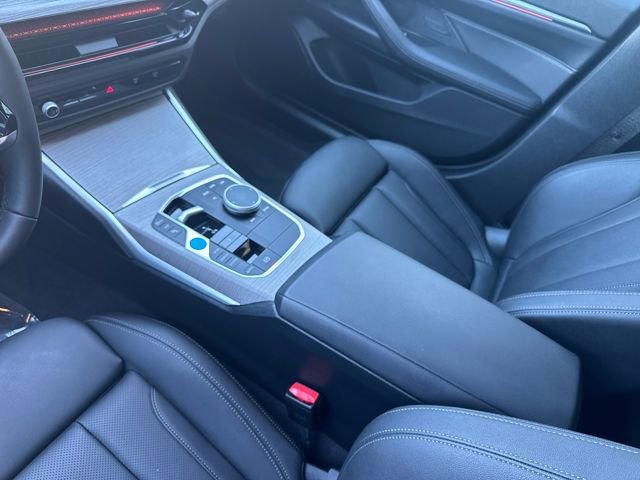 Used 2025 BMW i4 eDrive40 image 24