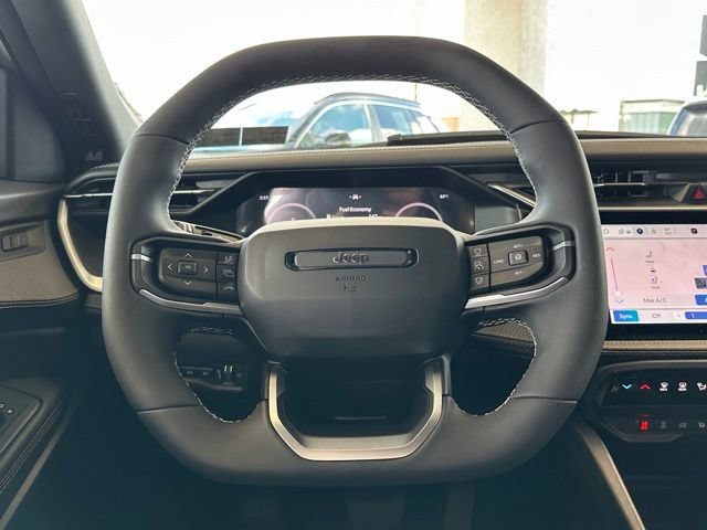 Used 2026 Jeep Cherokee Overland w/ Advanced Pro Tech Group AWD/4WD image 9