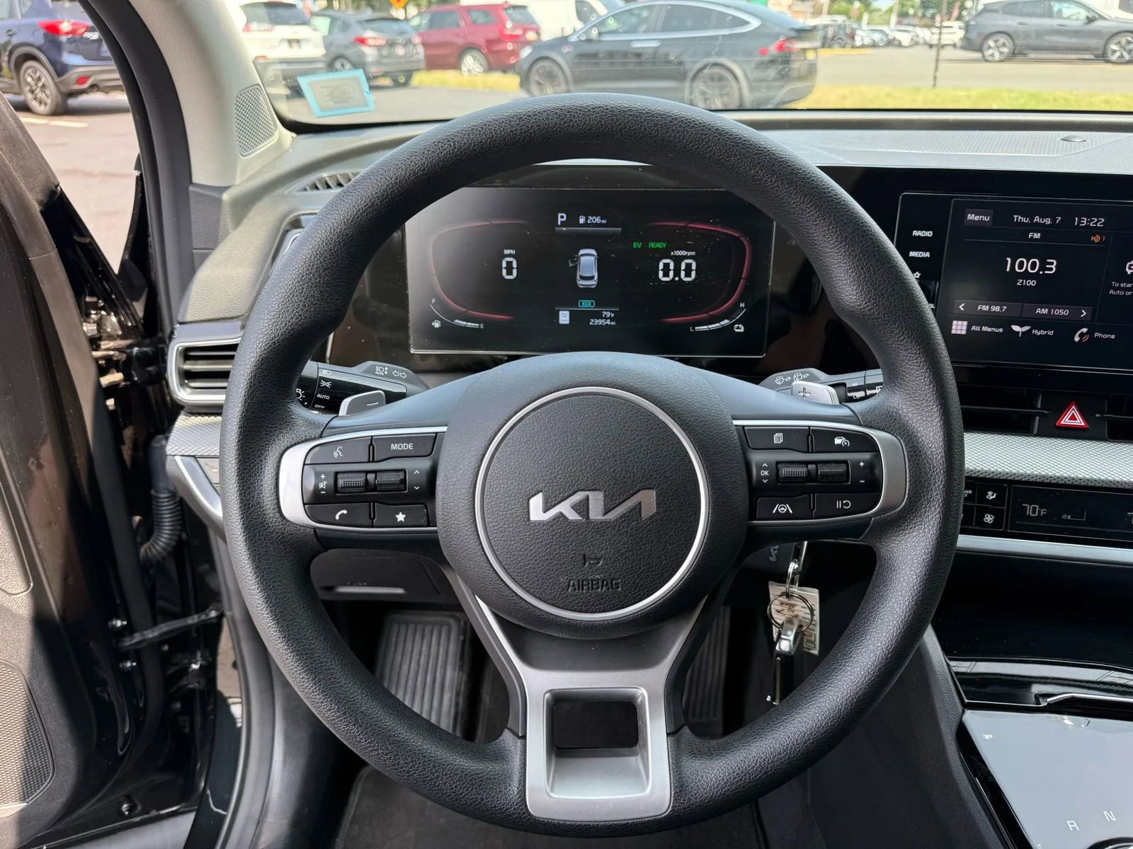 Used 2023 Kia Sportage LX image 16