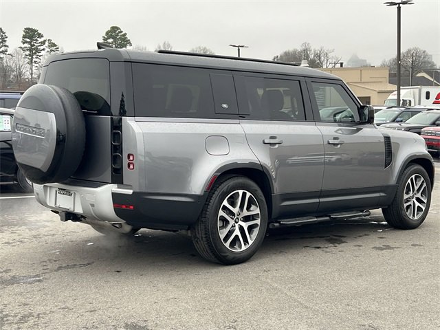 Used 2024 Land Rover Defender 130 S image 28