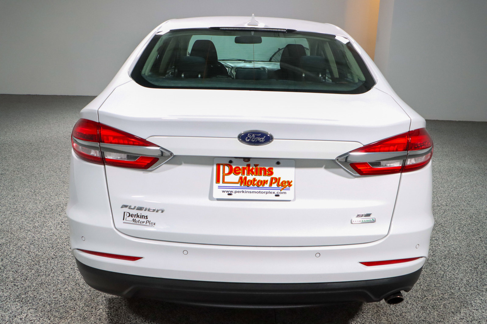 Used 2019 Ford Fusion SE image 8