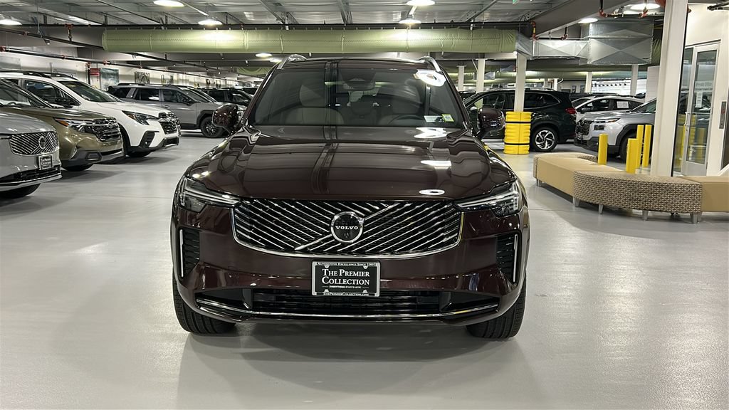 Used 2026 Volvo XC90 B6 Plus w/ Protection Package AWD/4WD image 2