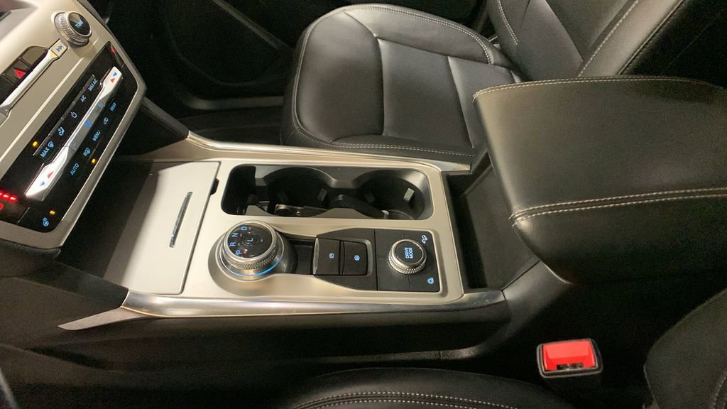 Certified 2022 Ford Explorer XLT w/ Equipment Group 202A image 43